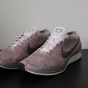 Nike Flyknit Racer